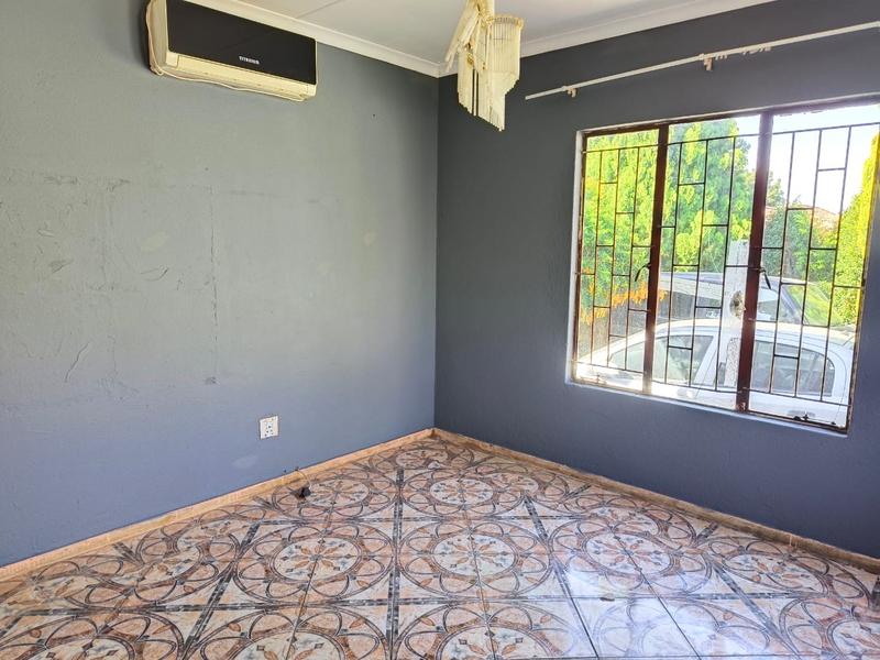 3 Bedroom Property for Sale in Tlhabane West North West